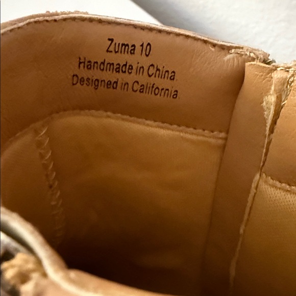 J. Adams Zuma Ankle Bootie Closed Pointed Toe Low Block Heel ZipUp Croc-Embossed - Picture 6 of 6